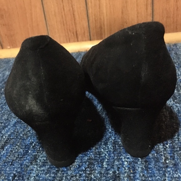 EUC Vintage Vaneli Made in Italy Madelon Suede Kitten Heel Pumps - Picture 4 of 7